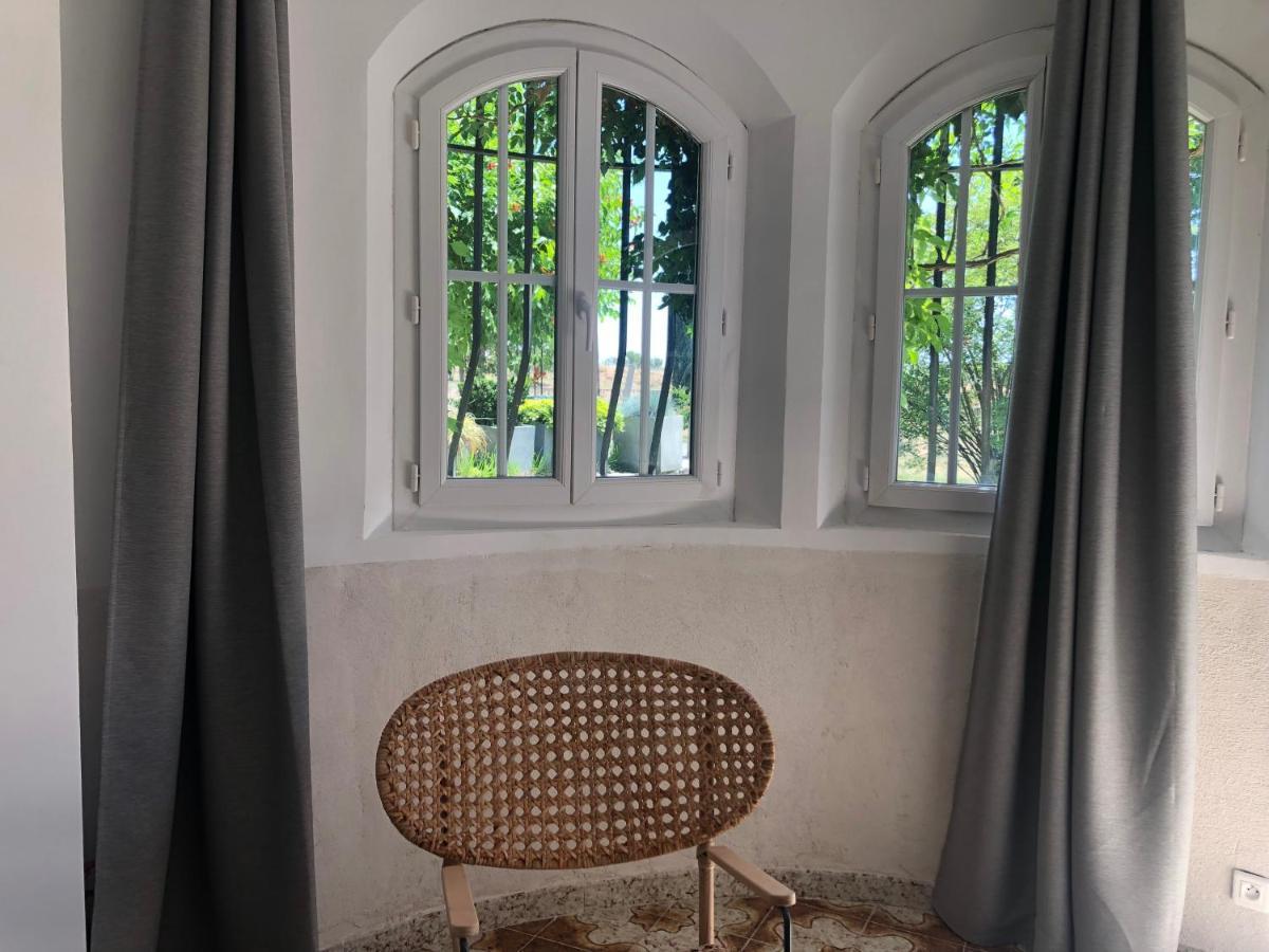 La Tour- Pigeonnier Provencal - Mas Des Sous Bois Villa Ventabren Buitenkant foto