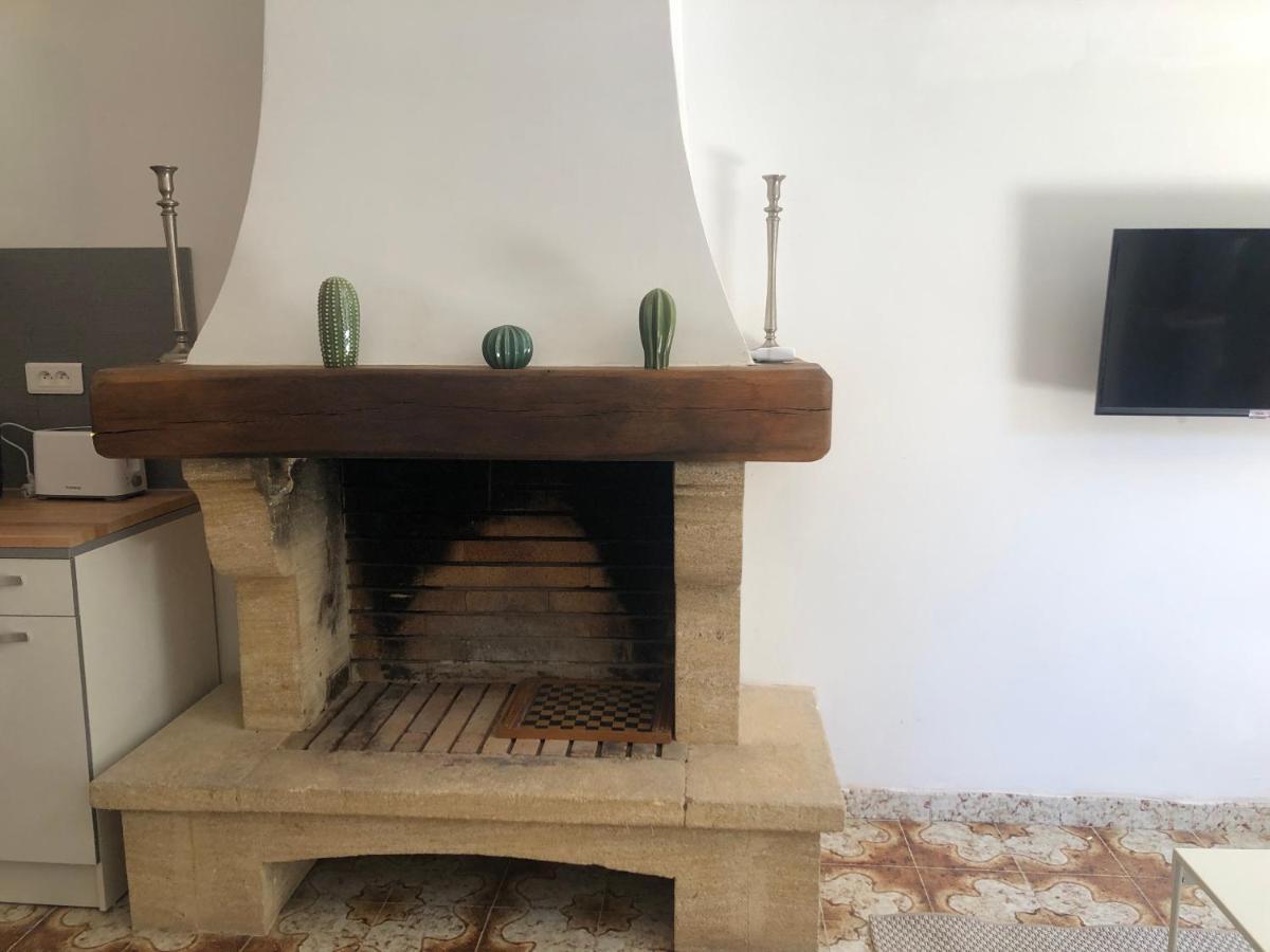 La Tour- Pigeonnier Provencal - Mas Des Sous Bois Villa Ventabren Buitenkant foto